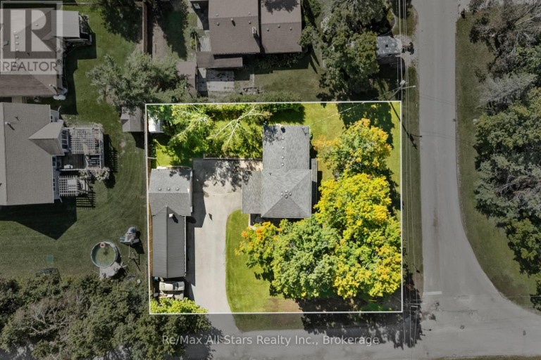 137 REID STREET, Kawartha Lakes (Bobcaygeon), Ontario, K0M1A0