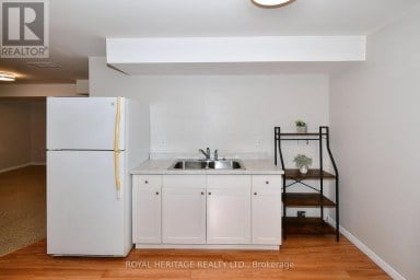 358 MIDDLEFIELD ROAD Peterborough (Ashburnham Ward 4) Ontario photo 16