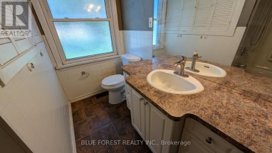 109 LANGTON ROAD London East (East D) Ontario photo 17