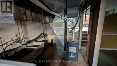 109 LANGTON ROAD London East (East D) Ontario photo 34