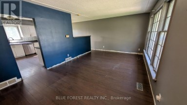 109 LANGTON ROAD London East (East D) Ontario photo 6