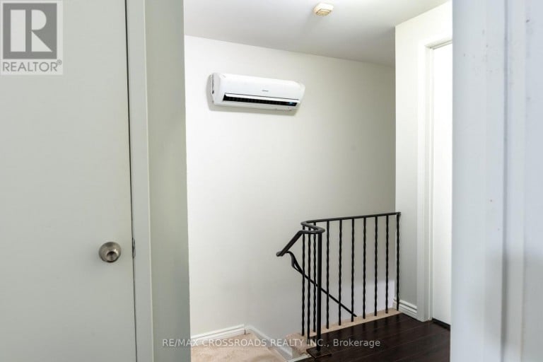 30 - 350 CAMELOT COURT, Oshawa (Eastdale), Ontario, L1G6P7