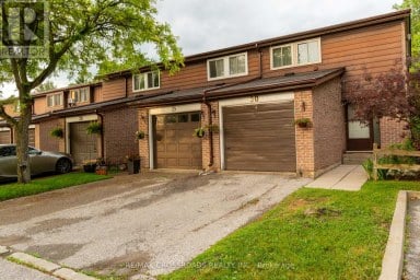 30 - 350 CAMELOT COURT Oshawa (Eastdale) Ontario photo 2