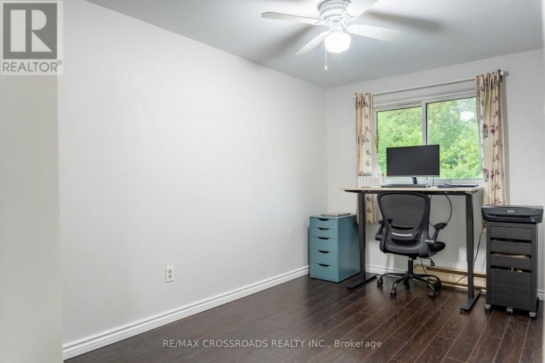 30 - 350 CAMELOT COURT, Oshawa (Eastdale), Ontario, L1G6P7