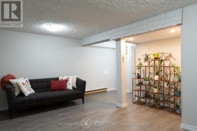 30 - 350 CAMELOT COURT Oshawa (Eastdale) Ontario photo 30