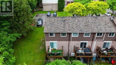 30 - 350 CAMELOT COURT Oshawa (Eastdale) Ontario photo 36