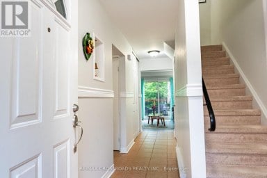 30 - 350 CAMELOT COURT Oshawa (Eastdale) Ontario photo 5