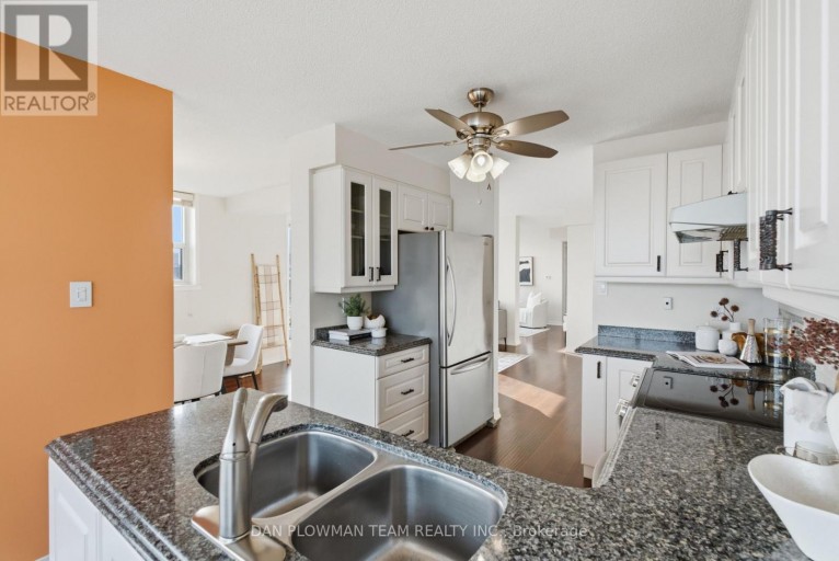 702 - 80 ATHOL STREET E, Oshawa (Central), Ontario, L1H8B7