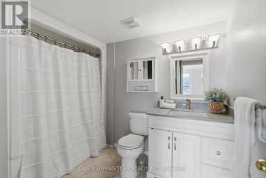 702 - 80 ATHOL STREET E Oshawa (Central) Ontario photo 33