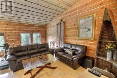1082 GREEN LAKE ROAD Algonquin Highlands (Stanhope) Ontario photo 11
