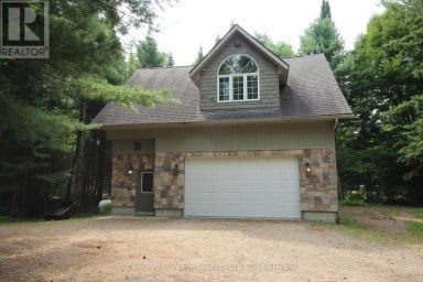 1082 GREEN LAKE ROAD Algonquin Highlands (Stanhope) Ontario photo 3