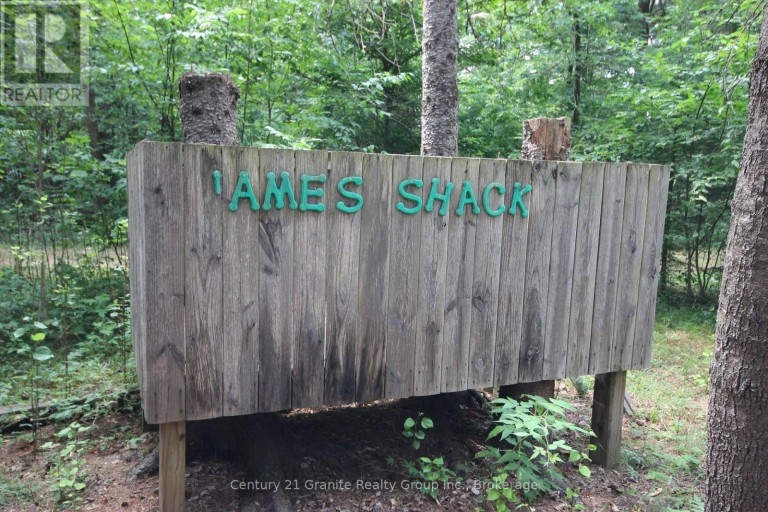 1082 GREEN LAKE ROAD, Algonquin Highlands (Stanhope), Ontario, K0M1S0