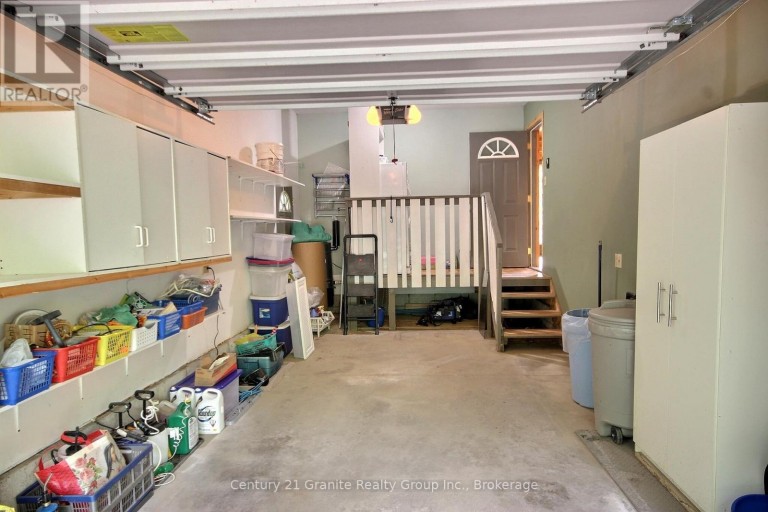 1082 GREEN LAKE ROAD, Algonquin Highlands (Stanhope), Ontario, K0M1S0