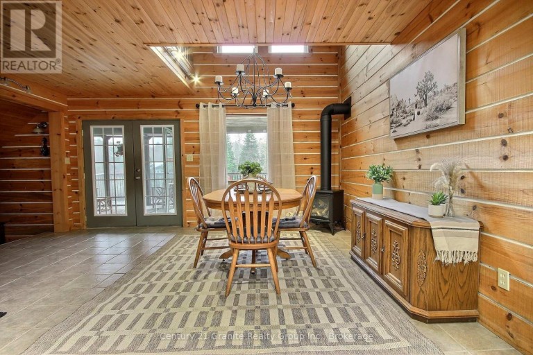 1082 GREEN LAKE ROAD, Algonquin Highlands (Stanhope), Ontario, K0M1S0