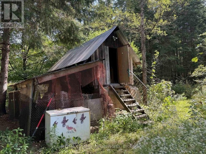 83 CERAMIC MINE ROAD NORTH ROAD, Huntsville (Chaffey), Ontario, P1H2J3