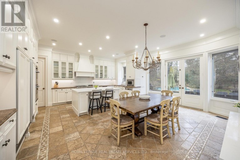 9 SEINECLIFFE ROAD, Markham (Bayview Glen), Ontario, L3T1K3