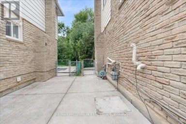 26 TALBOT STREET Brampton (Bram West) Ontario photo 27