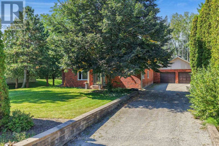 60 BAYSIDE AVENUE, Tay, Ontario, L0K2A0