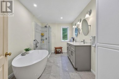 60 BAYSIDE AVENUE Tay Ontario photo 21