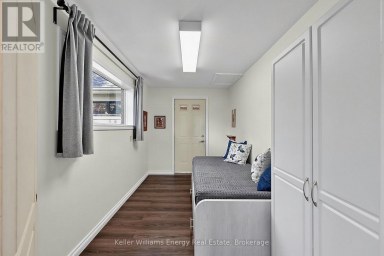 60 BAYSIDE AVENUE Tay Ontario photo 23