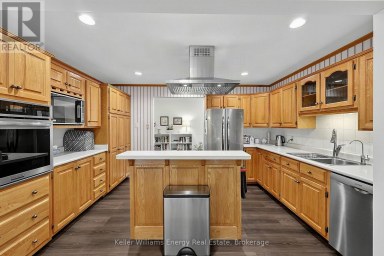 60 BAYSIDE AVENUE Tay Ontario photo 7