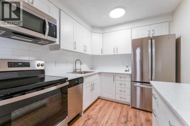 2312, 315 Southampton Drive SW Calgary Alberta photo 10