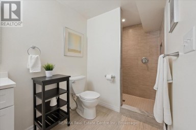 196 MAPLE BUSH DRIVE Cambridge Ontario photo 21