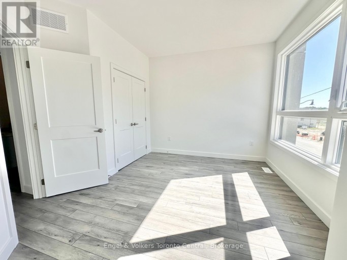184 STONELEIGH DRIVE, Blue Mountains, Ontario, L9Y5T9
