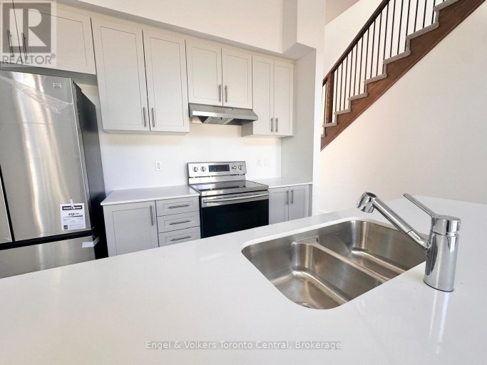 184 STONELEIGH DRIVE, Blue Mountains, Ontario, L9Y5T9