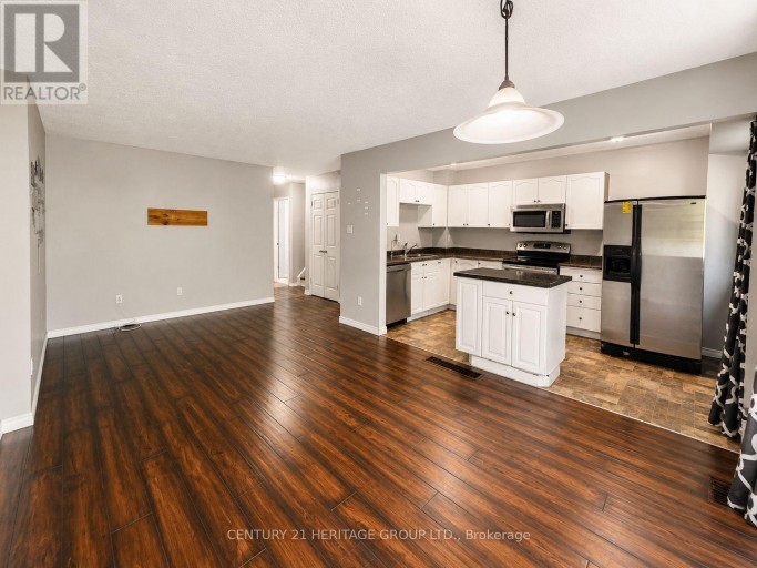 7 - 441 BARRIE ROAD, Orillia, Ontario, L3V6T9