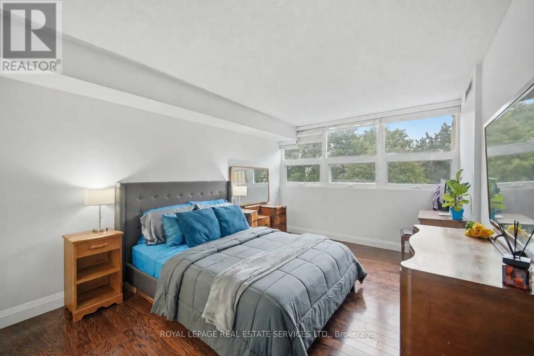 306 - 8 LISA STREET, Brampton (Queen Street Corridor), Ontario, L6T4S6