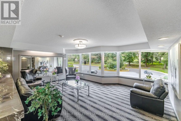 306 - 8 LISA STREET, Brampton (Queen Street Corridor), Ontario, L6T4S6