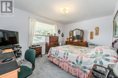 641 LIMERIDGE ROAD E Hamilton (Thorner) Ontario photo 13
