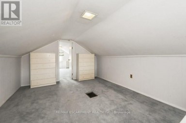 641 LIMERIDGE ROAD E Hamilton (Thorner) Ontario photo 17