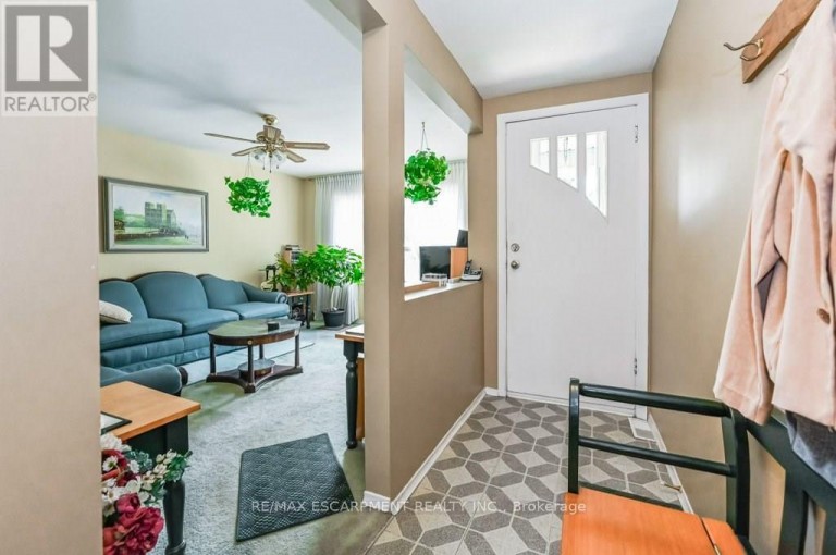 641 LIMERIDGE ROAD E, Hamilton (Thorner), Ontario, L8W1A2