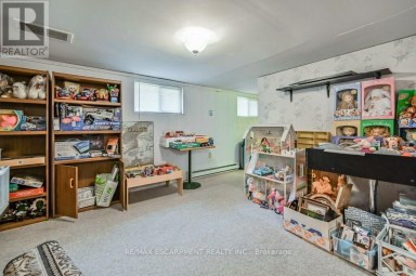 641 LIMERIDGE ROAD E Hamilton (Thorner) Ontario photo 20