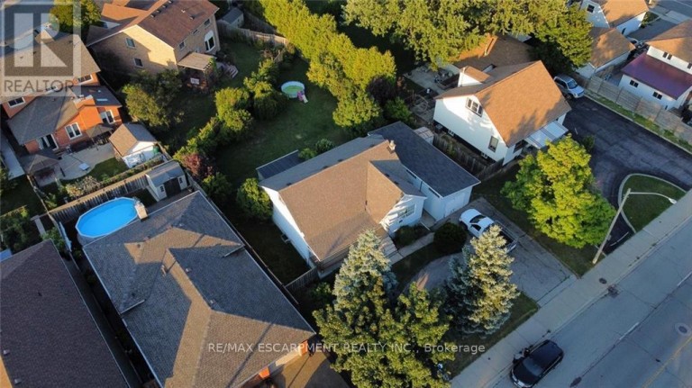 641 LIMERIDGE ROAD E, Hamilton (Thorner), Ontario, L8W1A2
