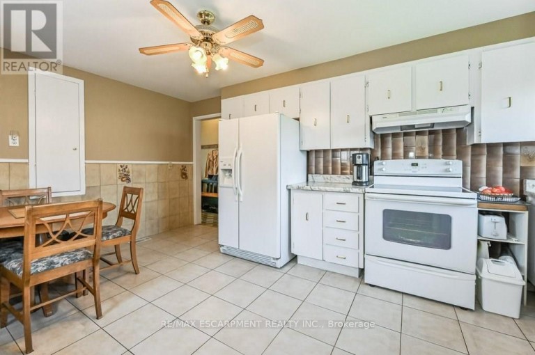 641 LIMERIDGE ROAD E, Hamilton (Thorner), Ontario, L8W1A2