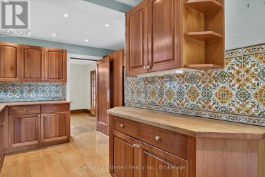 627 GILMOUR STREET Peterborough (Town Ward 3) Ontario photo 11