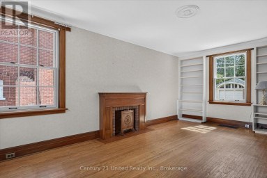 627 GILMOUR STREET Peterborough (Town Ward 3) Ontario photo 16