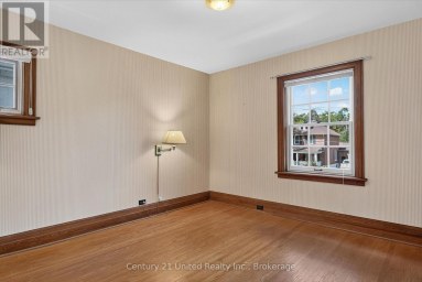 627 GILMOUR STREET Peterborough (Town Ward 3) Ontario photo 20