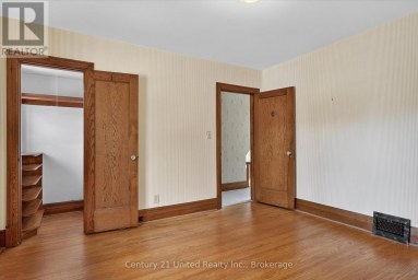 627 GILMOUR STREET Peterborough (Town Ward 3) Ontario photo 23