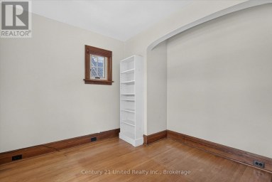 627 GILMOUR STREET Peterborough (Town Ward 3) Ontario photo 26