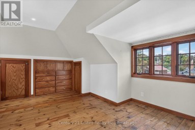 627 GILMOUR STREET Peterborough (Town Ward 3) Ontario photo 39