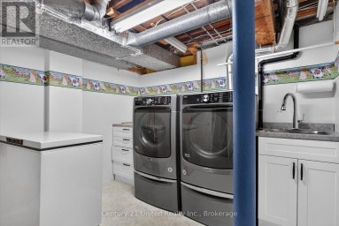627 GILMOUR STREET Peterborough (Town Ward 3) Ontario photo 42