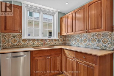 627 GILMOUR STREET Peterborough (Town Ward 3) Ontario photo 8