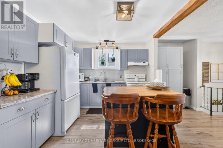 134 PURDY ROAD, Loyalist (Bath), Ontario, K0H1G0