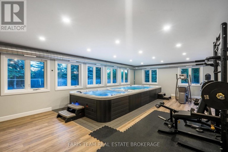 223A HICKORY LANE, Barrie (Bayshore), Ontario, L4N4J9