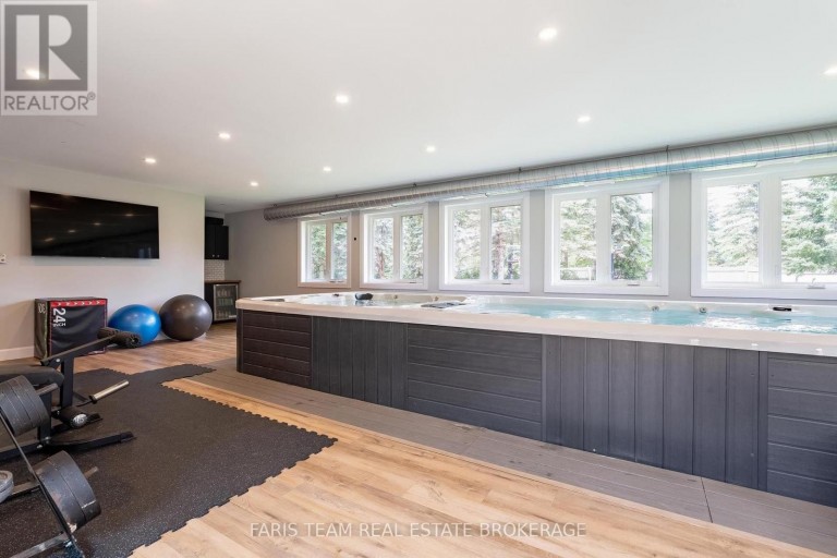 223A HICKORY LANE, Barrie (Bayshore), Ontario, L4N4J9