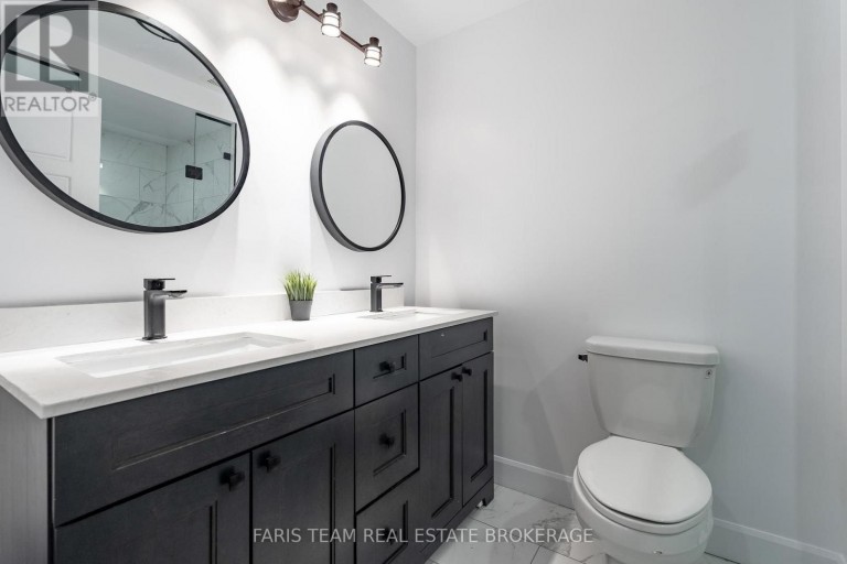 223A HICKORY LANE, Barrie (Bayshore), Ontario, L4N4J9